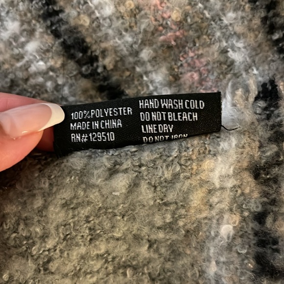 Charlotte Daniel - Picture 9 of 10